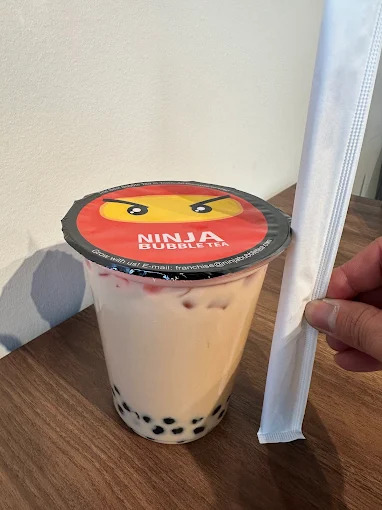 Traditional Milk Tea - Classic milk tea with perfectly cooked tapioca pearls